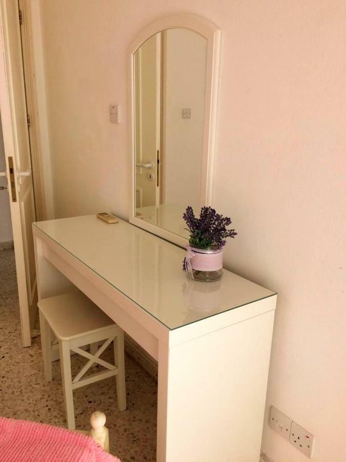 Paradise Garden Apartment Paphos ภายนอก รูปภาพ