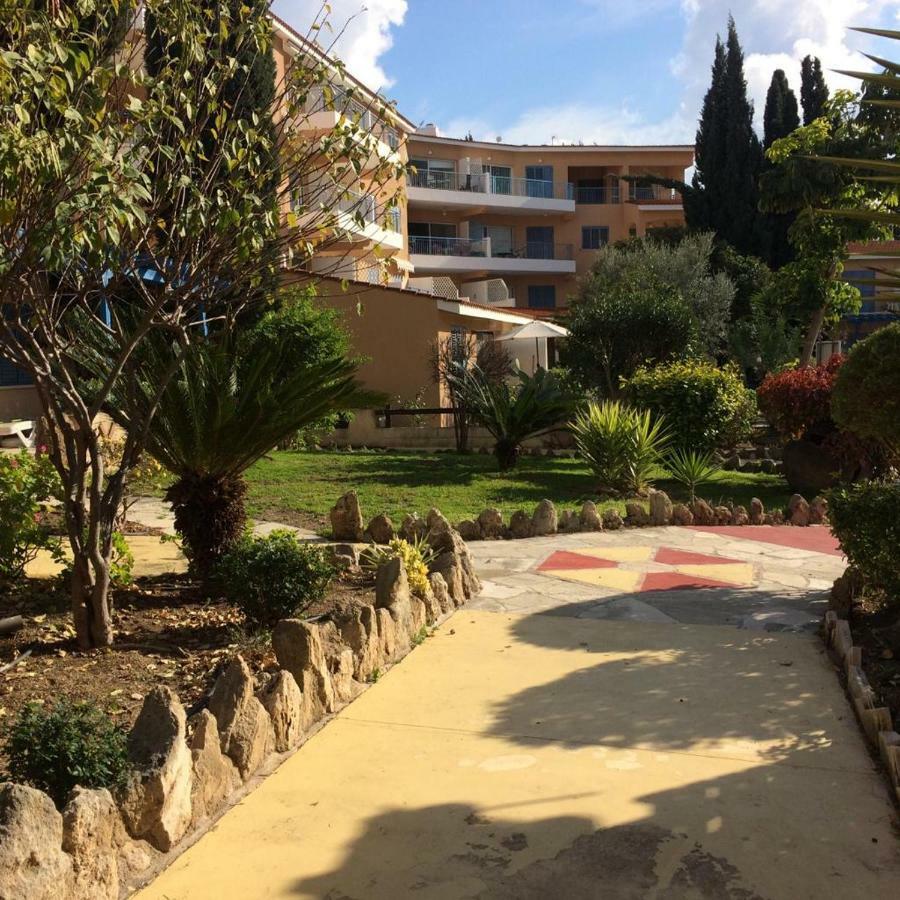 Paradise Garden Paphos ภายนอก รูปภาพ